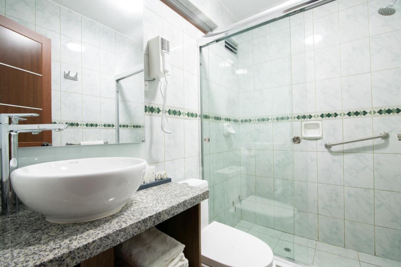 El Tumi Hotel Уарас Экстерьер фото
